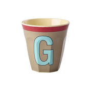 Melamin Becher "Vintage - Buchstabe G"- M (Dark Beige)