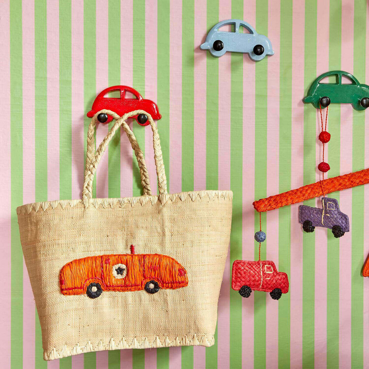 Mobile aus Raffia "Autos" (Bunt)