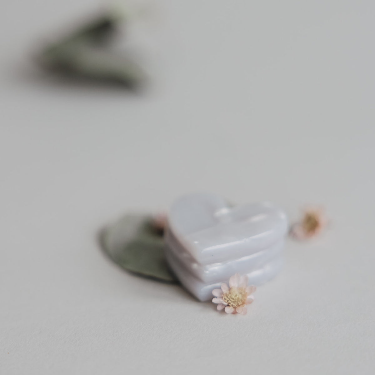 Magnete "Herz - Pearl" im 3er-Set - 3,5x3,5x3,5 cm (Silbrig weiß)