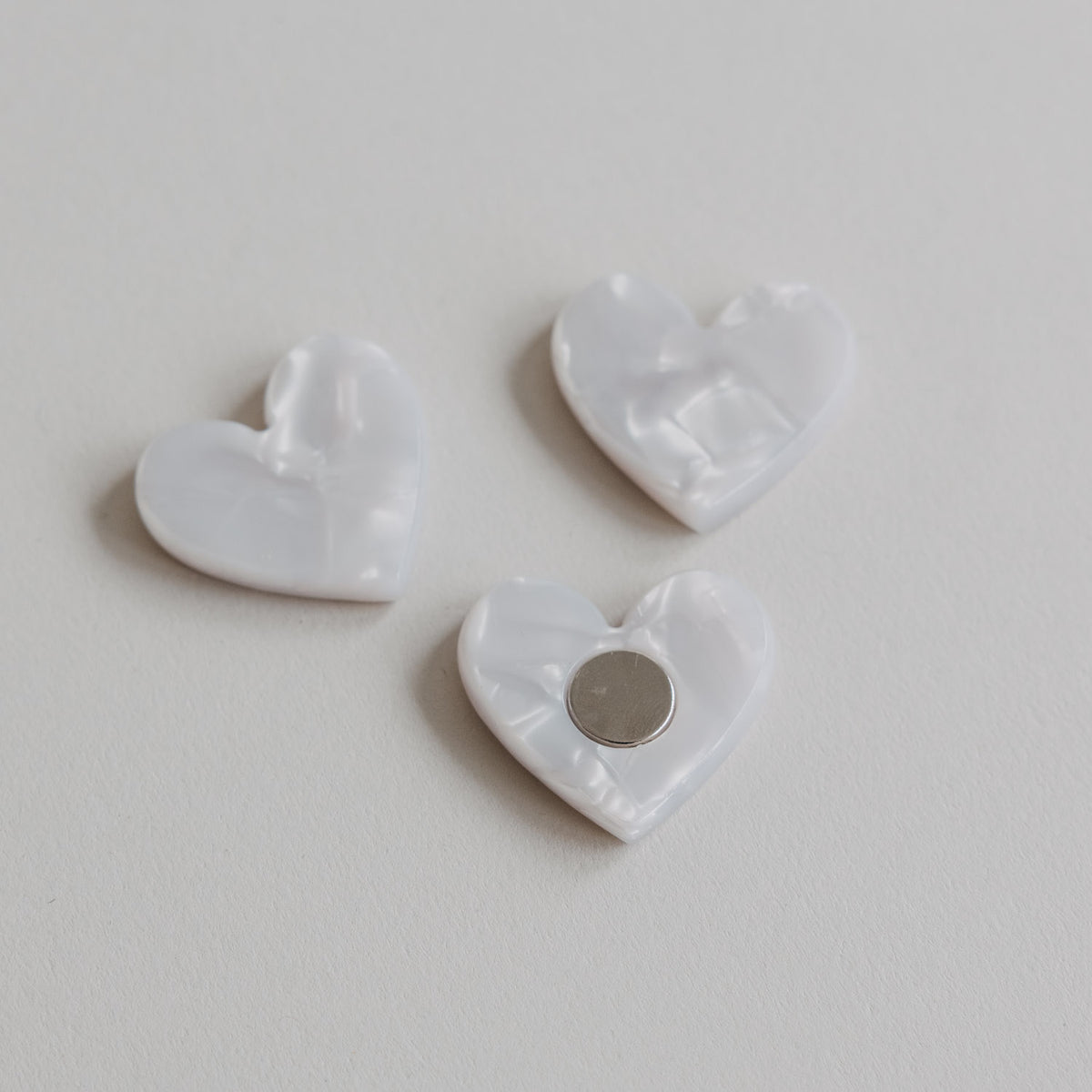Magnete "Herz - Pearl" im 3er-Set - 3,5x3,5x3,5 cm (Silbrig weiß)