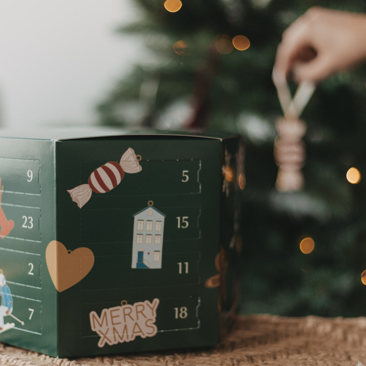 Adventskalender "Baumanhänger 2026"