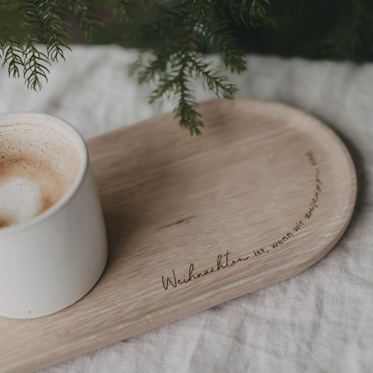 Mini-Tablett oval "Weihnachten ist" - 25x12x1,5 cm (Braun)