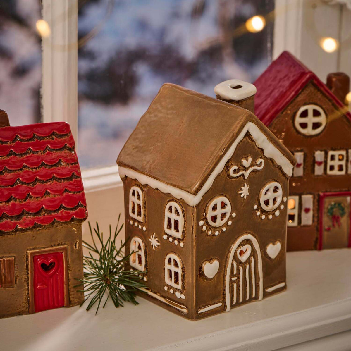 Haus für Teelicht "Stillenat - Gingerbread Rundbogentür" - 10x8,2x15,5 cm (Braun)