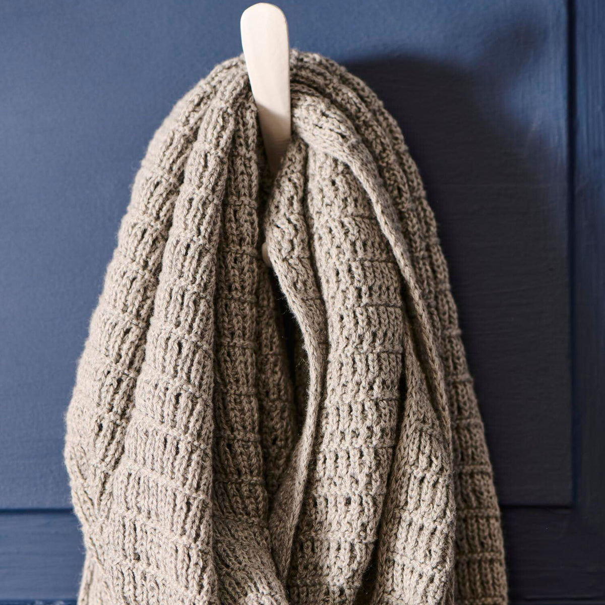 Halstuch gestrickt - 160x25 cm (Grau)