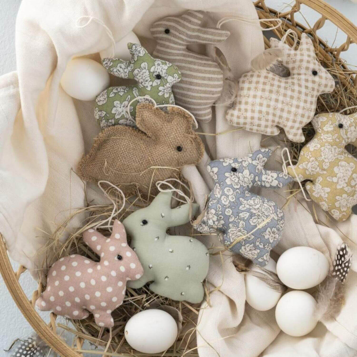 Osterhase "Muster" im 4er-Set - 10,5x3x11 cm (Bunt)