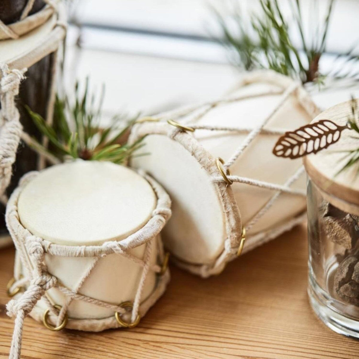 Weihnachtsdeko Anhänger "Trommel" - ø 7 cm (Creme)