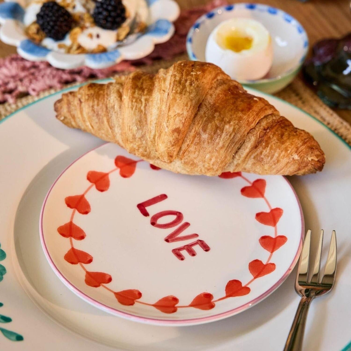 Kuchenteller aus Keramik "Love" - 15 cm (Weiß/Rot)