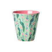 Melamin-Becher mit Pfauen- und Blumenmotiv, türkisgrün, rosa Innenrand