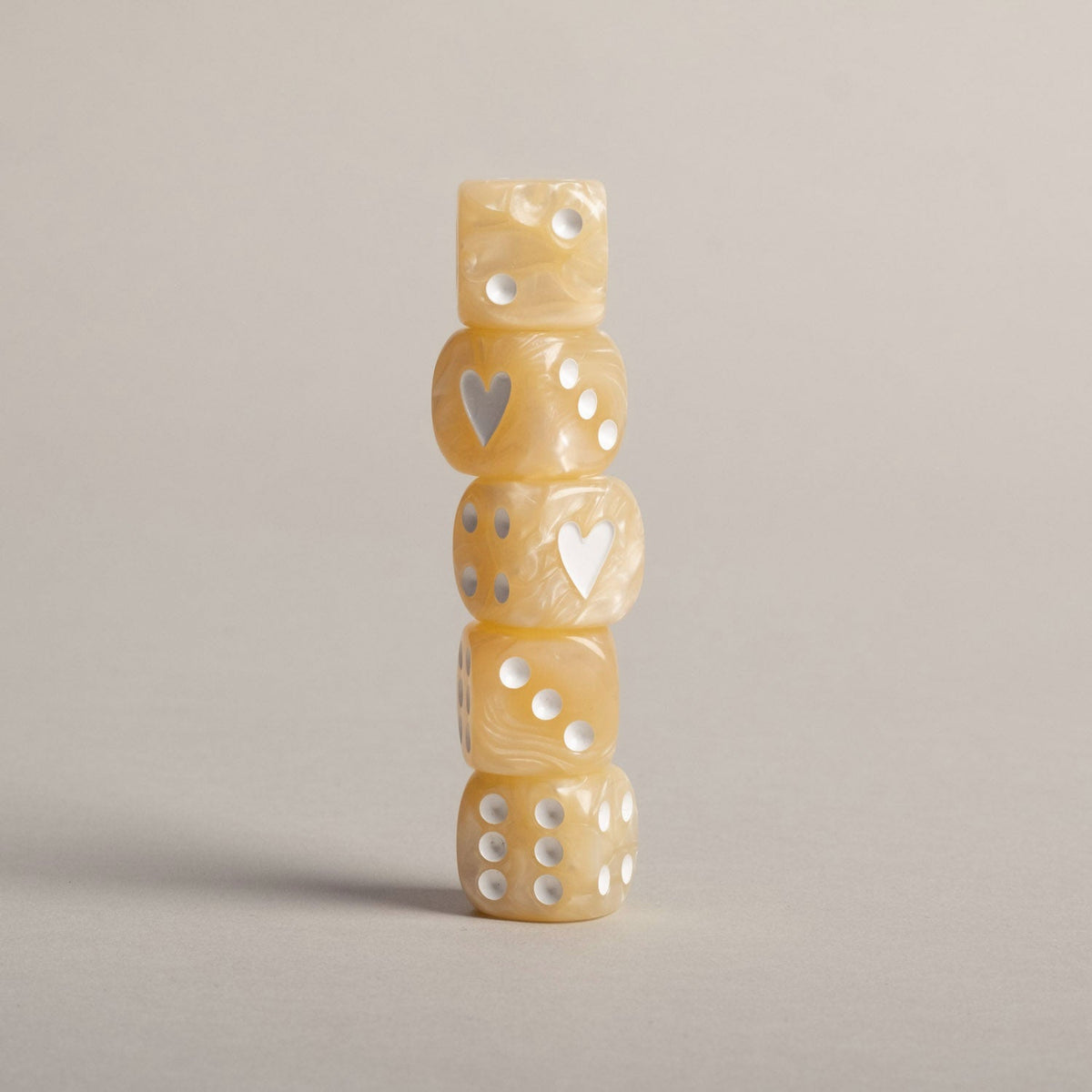 Kniffel-Set aus Würfel, Kugelschreiber & Block (Creme)