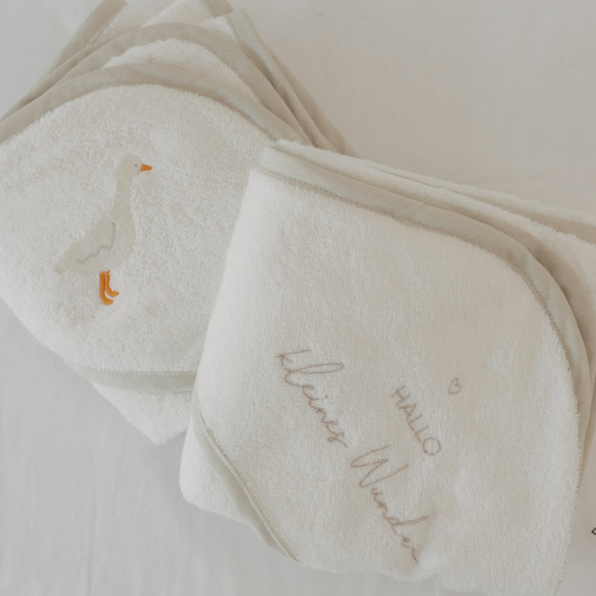 Handtuch mit Kapuze "Kleines Wunder"